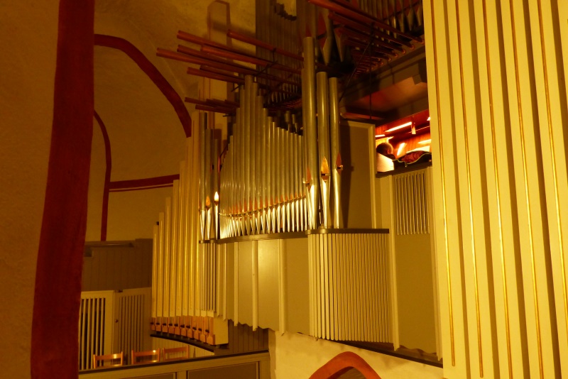 Jürge Poggel an der Orgel